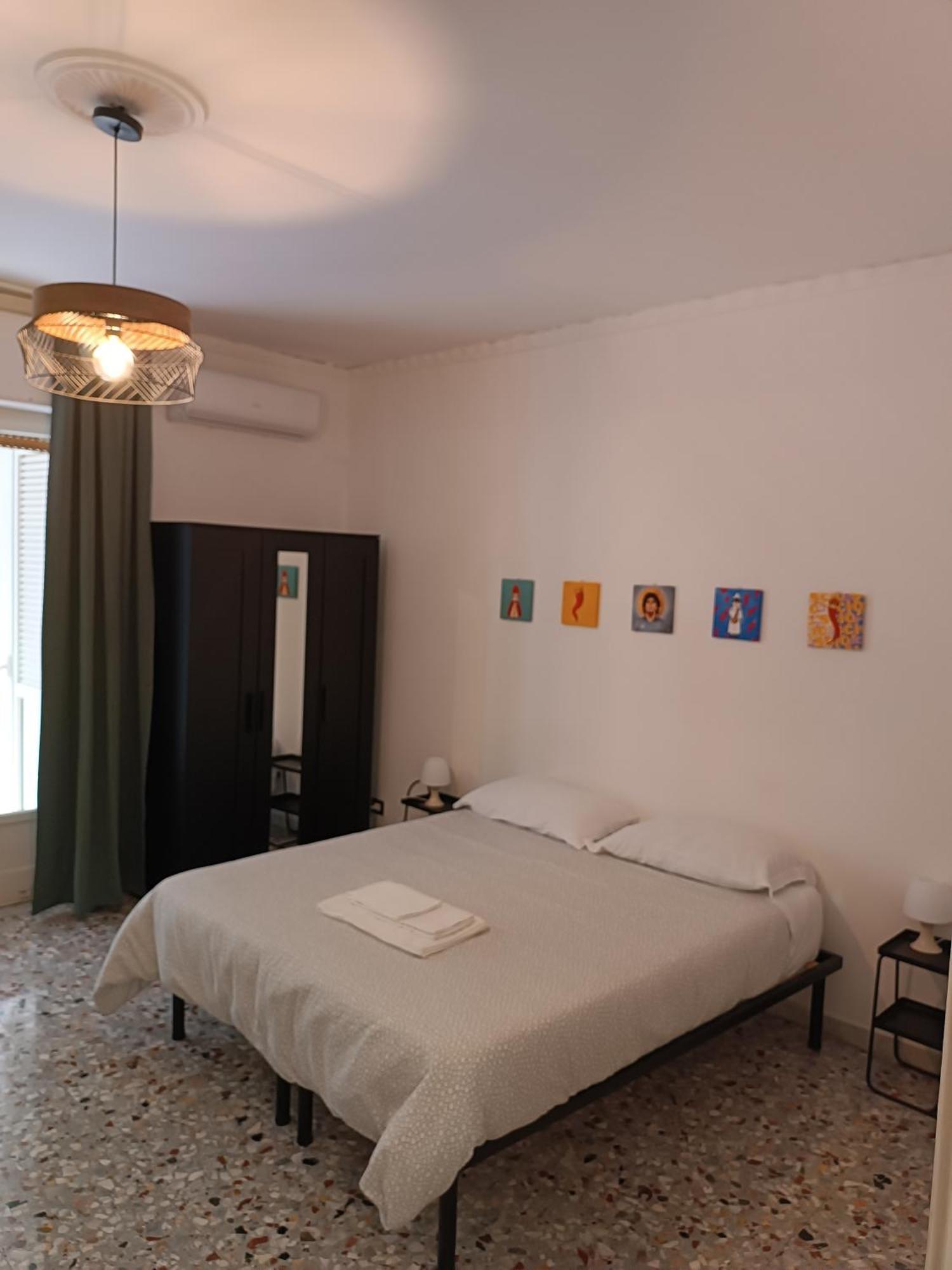 B&B Napoli Fuorigrotta Bagian luar foto